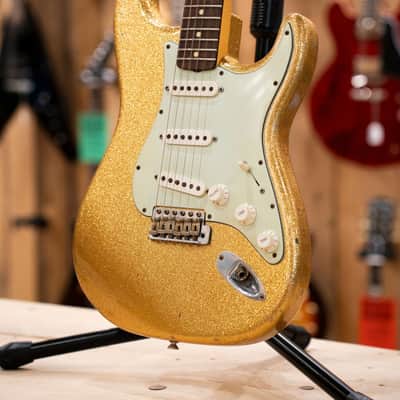 Fender Greg Fessler 1964 Gold Sparkle Relic Stratocaster LTD Custom Shop Limited Edition image 4