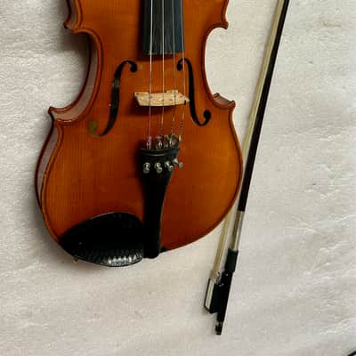 Knilling Budapest 15” Viola with case and bow image 11
