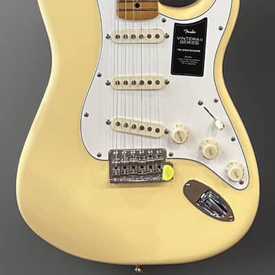Fender Vintera II 70's Stratocaster - Vintage White image 2
