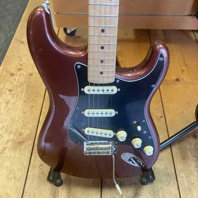 Fender Deluxe Roadhouse Stratocaster | Reverb