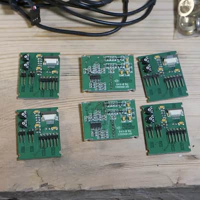 Bulk lot of NOS Finland B Band Repair parts including a number of A2.2 parts cables PCBs cables Bild 7