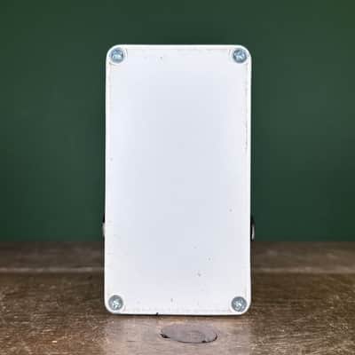 JHS 3 Series Octave Reverb 2022 - Present - White image 3