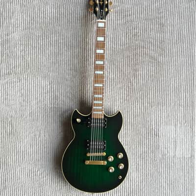 Yamaha SG700S in Rare Trans Green with Case – MIJ November 1998 image 2