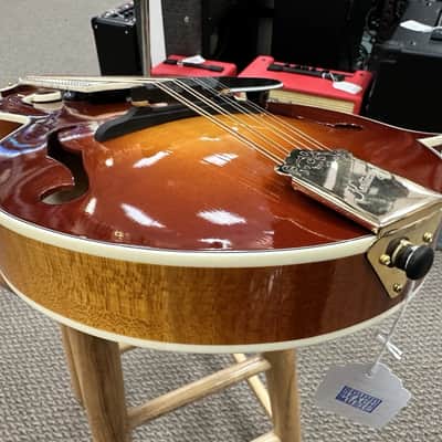 Kentucky KM-855 Artist F-Style Mandolin Amber Burst image 15