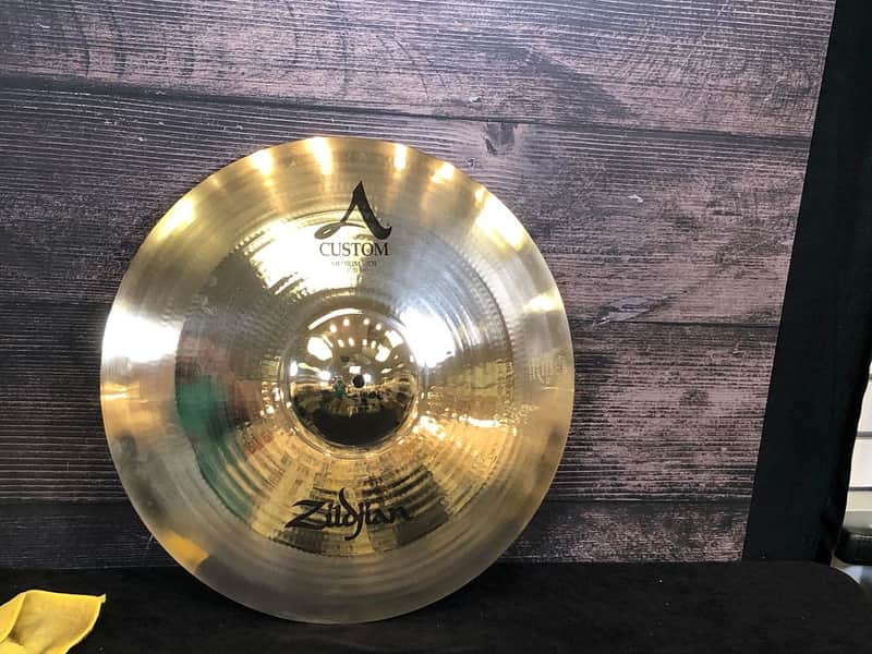 Zildjian Zildjian A Custom Medium Ride Brilliant 20"
