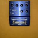 Akai E2 Headrush Delay/Looper