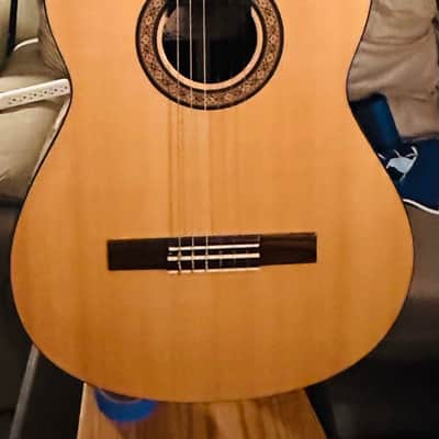 Shelton-Farretta Concert Classical Guitar 2011 - Natural image 3