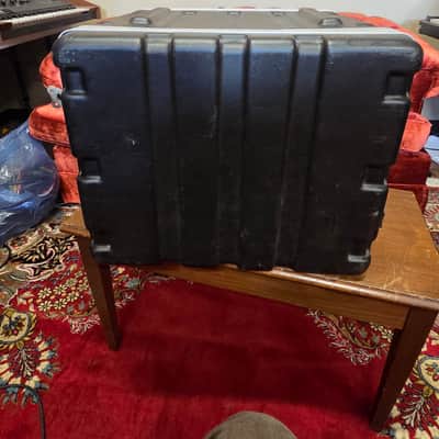 SKB 8u Rack Case Molded image 6