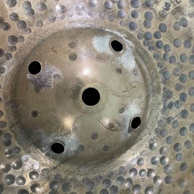 Paiste Signature Traditionals 14" Medium Light Hi-Hat Pair Modified image 8