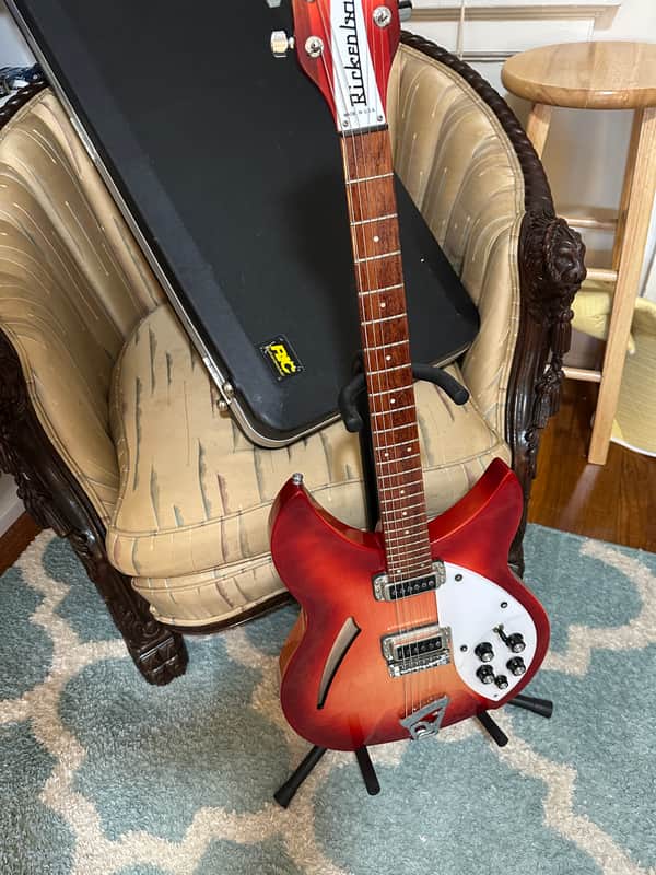 Rickenbacker 330 1990 - 2011 - Fireglo image 1