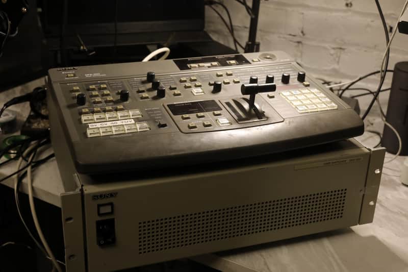 Rare FX-Expanded Sony DFS-300 DVE Video FX unit SYNTH DME image 1