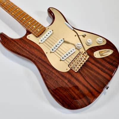 Fender Stratocaster Artisan Claro Walnut 2016 Custom Shop Amber Tinted image 8