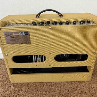 Fender Blues Deluxe Reissue 2-Channel 40-Watt 1x12" Guitar Combo Tweed image 2