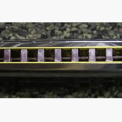 Suzuki 1072-C Folkmaster Diatonic Harmonica - Key of C 2010s - Silver image 2