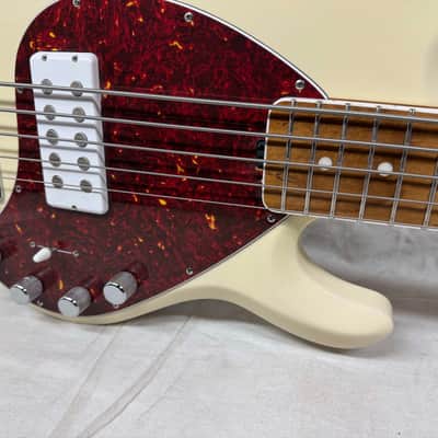 Ernie Ball Music Man 30th Anniversary Stingray sting ray 5 H Bass with Case 2018 - Translucent Buttercream / Roasted maple neck / maple fingerboard image 6