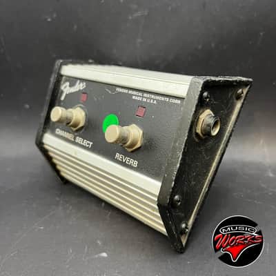 Fender   Footswitch 2 Button Channel Reverb image 3