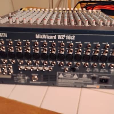Allen & Heath MixWizard WZ3 16:2 16-Input Stereo Mixer 2004 - 2013 - Blue image 3
