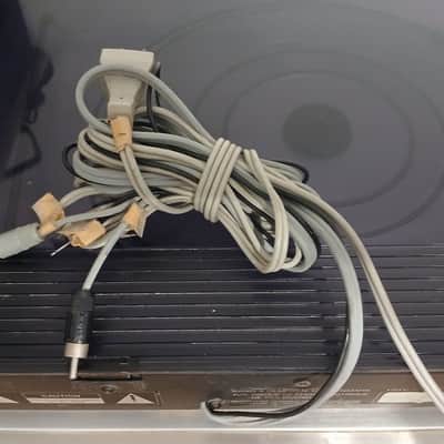 Bang & Olufsen Beogram 1800 Turntable - Powers on & Platter Spins image 21