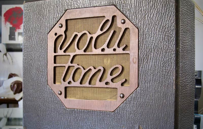 1930s Volu-Tone Guitar Amplifier by Schireson Brothers LA 10"Rola Speaker with Energizing Switch image 1
