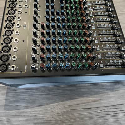 RCF F 16XR 16-Channel USB Mixer with DSP Effects 2020s - Black image 3
