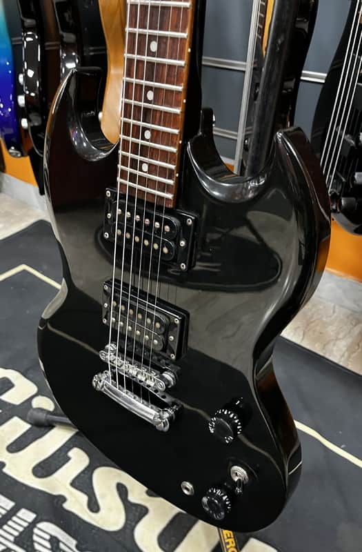 Epiphone SG Special Black electric guitar without pickguard image 1