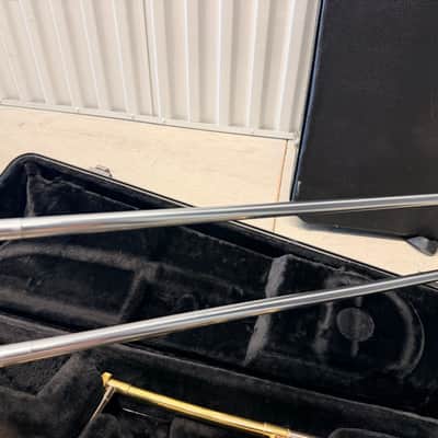 Yamaha YSL-445G Intermediate Trombone w Case image 11