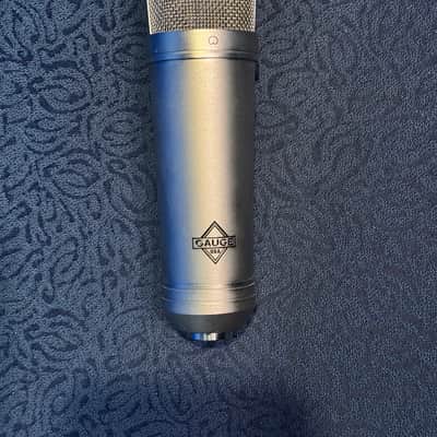 Gauge ECM -87 2010 - Silver image 1