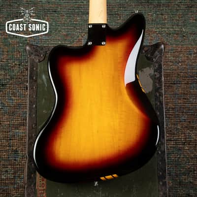 2025 Fender Traditional 60's Competition Jazzmaster Made in Japan Sunburst image 8