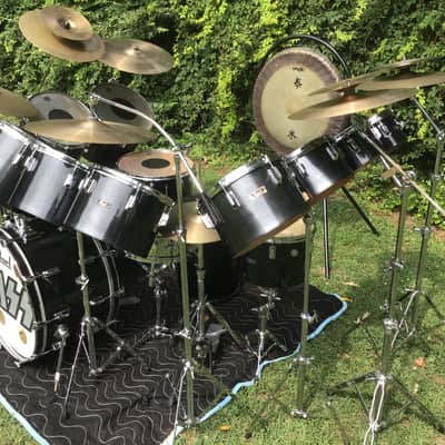 Pearl Peter Criss 1970’s KISS Alive 2  Drum Set Black/Chrome 14-Piece Fiberglass Concert Tom Drums image 4