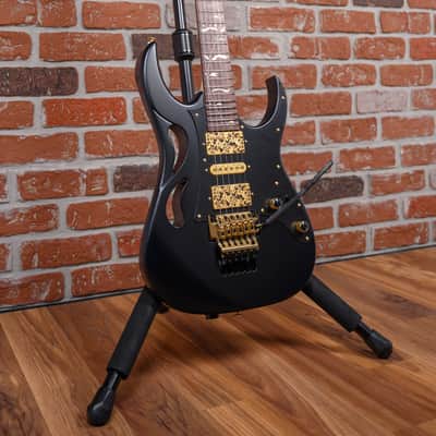 Ibanez Steve Vai PIA3761 Onyx Black 2026 w/OHSC image 4