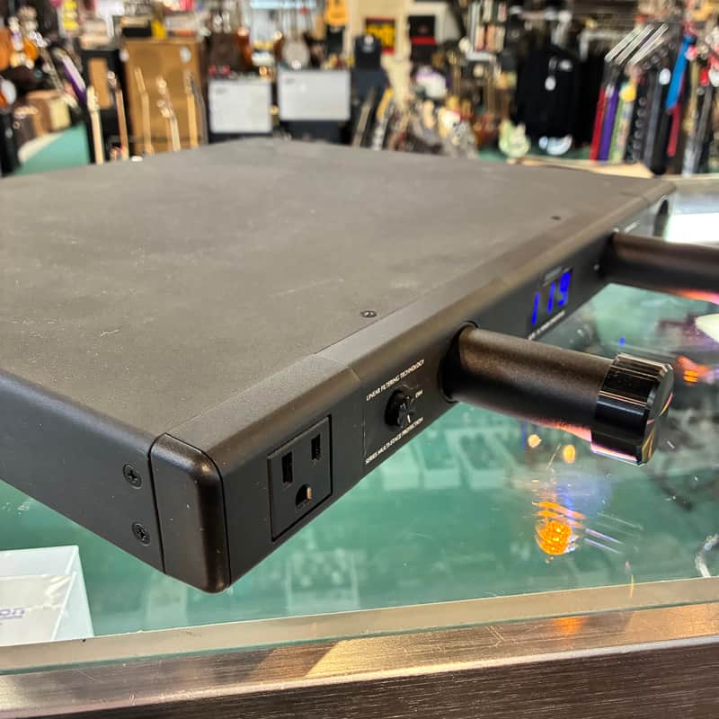 Furman Elite 15i power conditioner image 1