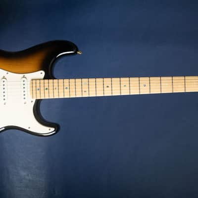 2004 Fender 50th Anniversary American Deluxe Stratocaster image 2