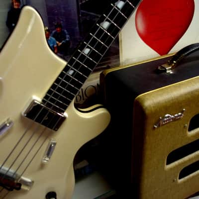 National VAL PRO "85"  1961 White. RES-O-GLAS. Extremely Rare. Great Condition. Tone image 24