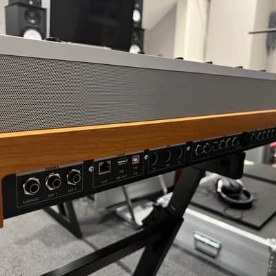 Moog One 16-Voice 61-Key Polyphonic Analog Synthesizer 2018 - Present - Black/Ash image 10