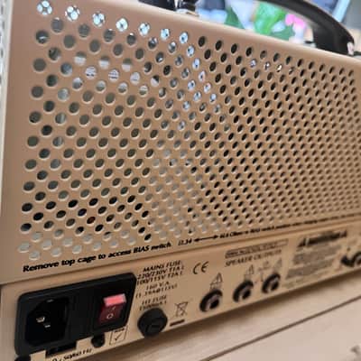 Victory Amps V40 The Duchess MKII Lunch Box 42-Watt Guitar Amp Head 2025 - Present - Cream image 3