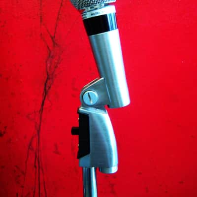 Vintage 1970's Shure 565S dynamic cardioid microphone Dual Z Satin Chrome w accessories 565 565SD image 9