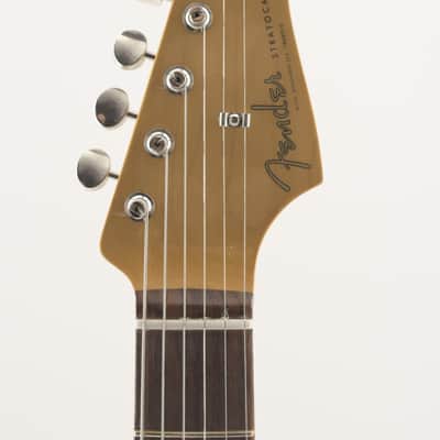 Fender Vintera II '60s Stratocaster with Rosewood Fretboard 2023 - Present - Olympic White 3507gr image 5