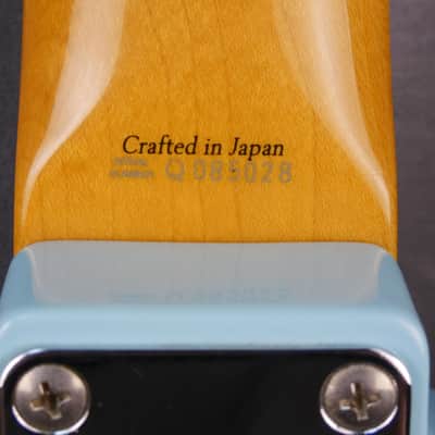 VIDEO- FENDER Jag-Stang JAG-70 2004 - SBL Sonic Blue - Japan Import image 13