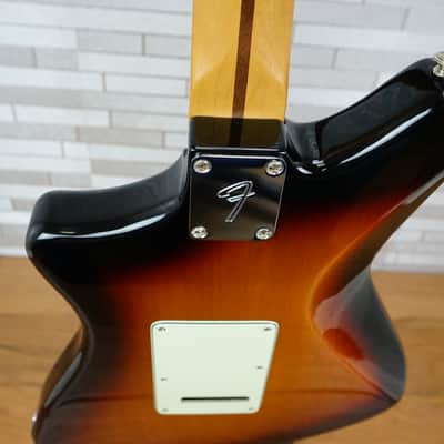 Fender Player Plus Meteora HH - 3-Color Sunburst image 14