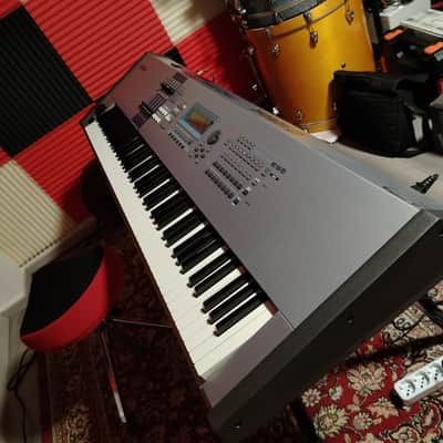 YAMAHA MOTIF ES8 WORKSTATION 88 NOTE image 2