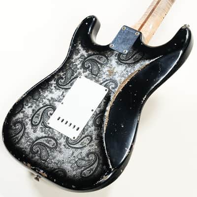 Fender Custom Shop Master Built Series 1963 Stratocaster Heavy Relic Black Paisley by Jason Smith [R103927] (05/13) image 4