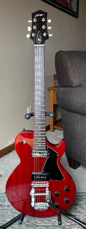 2019 Collings 290 image 1