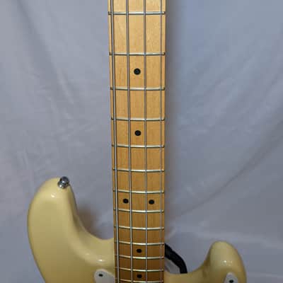 Fender American Standard Precision Bass 1983 image 7