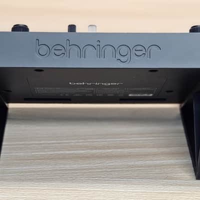 Behringer PHARA-O MINI Analog Polyphonic Synthesizer with The Analog Source 45 Degree Angled Desktop Stand image 4