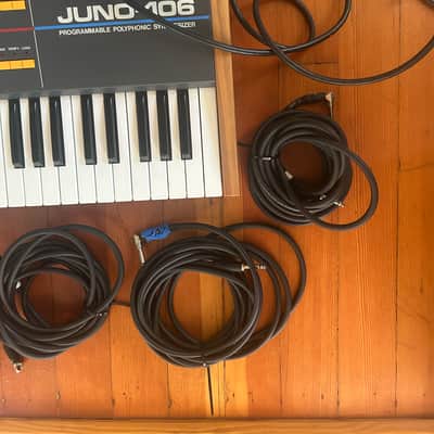 Roland Juno-106 61-Key Programmable Polyphonic Synthesizer 1984 - 1985 - Black image 10