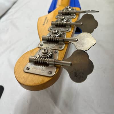 Fender Pawn Shop Reverse Jaguar 4-String Electric Bass MIM - Made in Mexico - 2-Color Sunburst image 23