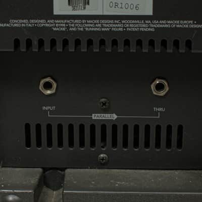 Mackie - C300 300w Powered Speaker w/Cover -  USED image 5