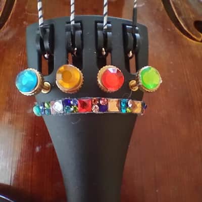 Rozannas violins Lumina 4/4 Violin Outfit, Color Coded Crystal Fine Tuners 2025 - Varnish image 2