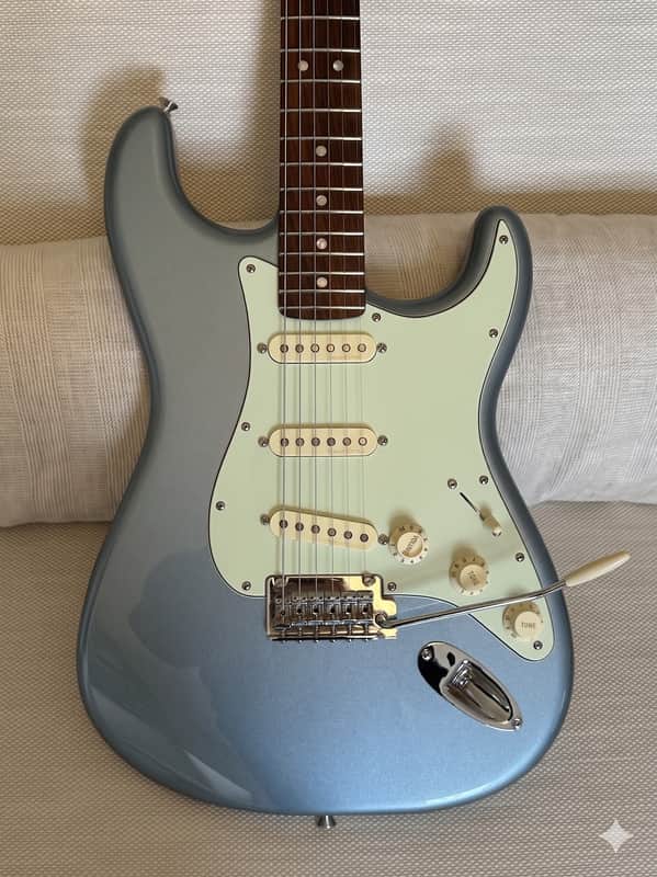 Fender Deluxe Roadhouse Stratocaster | Reverb UK
