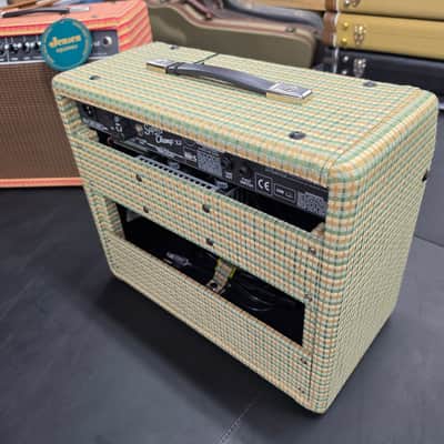 Fender Super Champ X2 2-Channel 15-Watt 1x10" Custom Green image 11